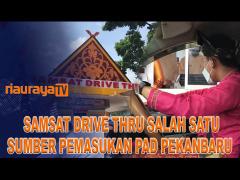 SAMSAT DRIVE THRU PEKANBARU CAPAI PEMASUKAN 1 MILIAR DALAM SEBULAN